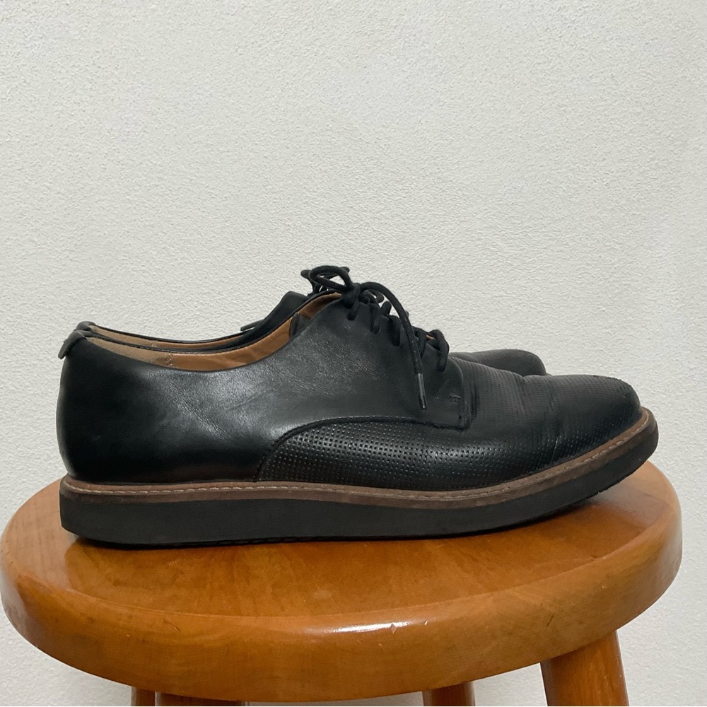 Clarks Artisan Lace Up Black Oxford Size 8M Career Office Work Basic Comfy